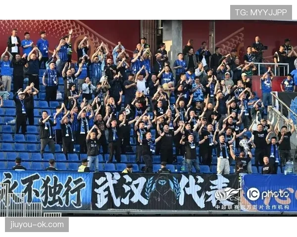 武汉三镇主力框架变动明显，新战术体系尚需时间检验